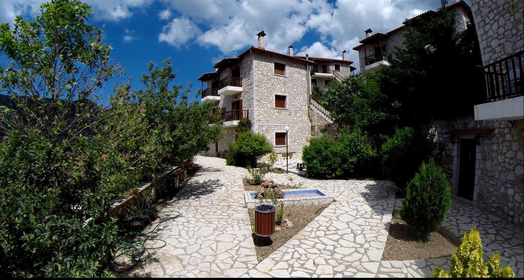 Koustenis Village Dimitsana Bagian luar foto