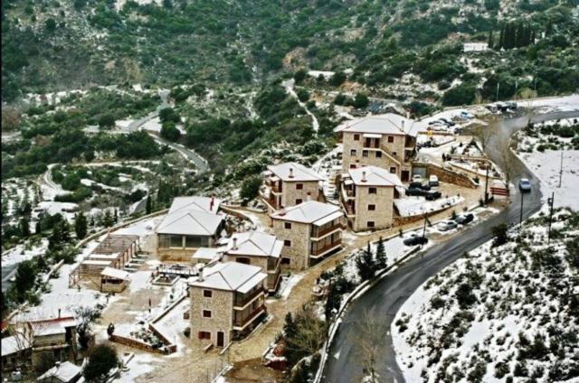 Koustenis Village Dimitsana Bagian luar foto